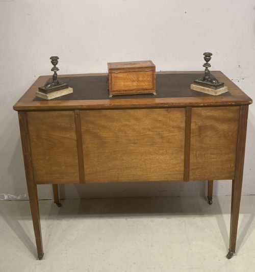 19TH CENTURY SATINWOOD KNEEHOLE DESK - ADDITIONAL PHOTO 6