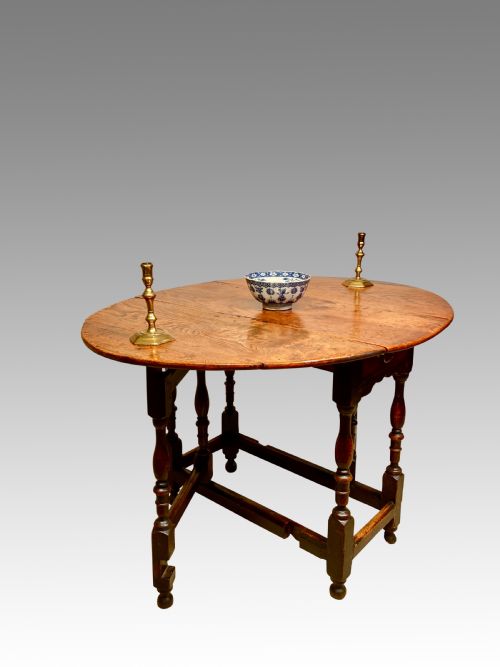 georgian elm gate leg table - CATEGORY: ANTIQUE TABLES - DATED 18TH CENTURY