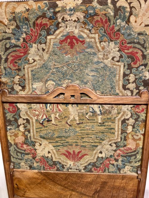18TH CENTURY WALNUT AND NEEDLEWORK FIRE SCREEN - ADDITIONAL PHOTO 2