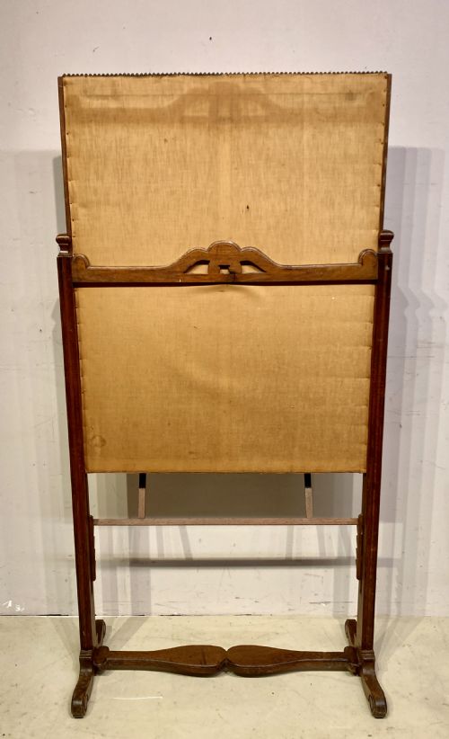 18TH CENTURY WALNUT AND NEEDLEWORK FIRE SCREEN - ADDITIONAL PHOTO 6