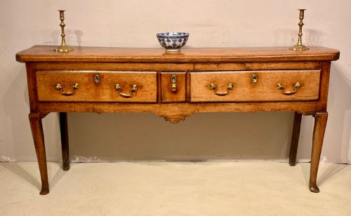 georgian oak and elm dresser base - CATEGORY: ANTIQUE SIDEBOARDS - DATED GEORGIAN