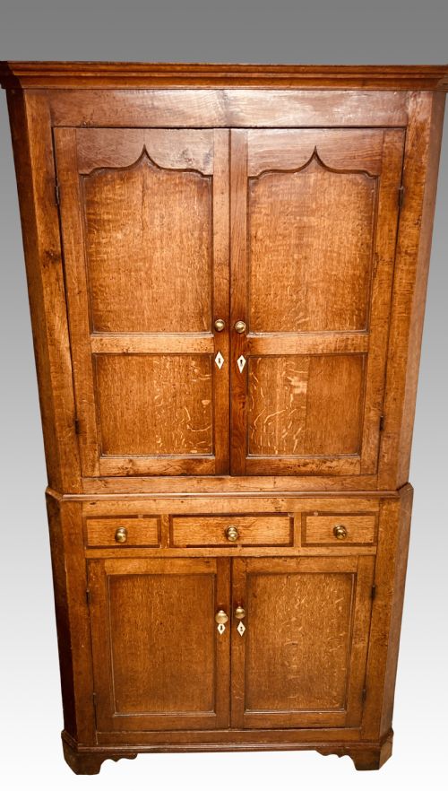 antique welsh oak double corner cupboard - CATEGORY: ANTIQUE CUPBOARDS - DATED GEORGIAN