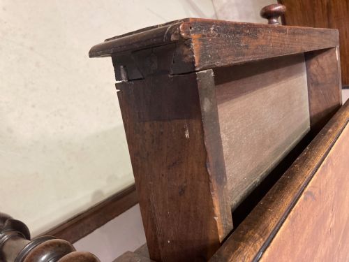 17TH CENTURY WALNUT SIDE TABLE - ADDITIONAL PHOTO 6