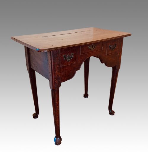 GEORGIAN CABRIOLE LEG OAK LOWBOY - ADDITIONAL PHOTO 1