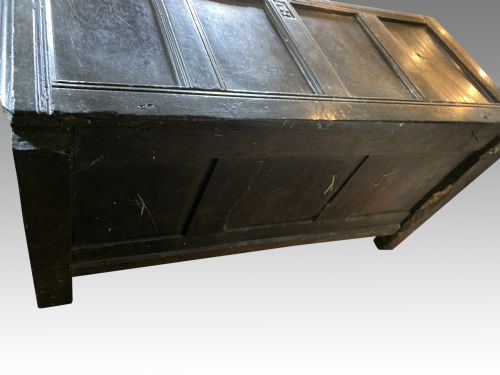 CHARLES II OAK COFFER - ADDITIONAL PHOTO 4