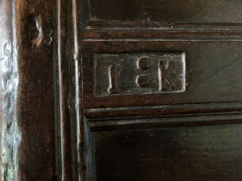 CHARLES II OAK COFFER - ADDITIONAL PHOTO 6