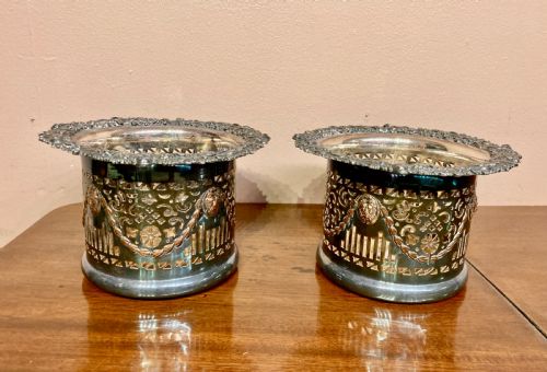 pair of sheffield plated wine coasters - CATEGORY: ANTIQUE METAL - DATED 19TH CENTURY