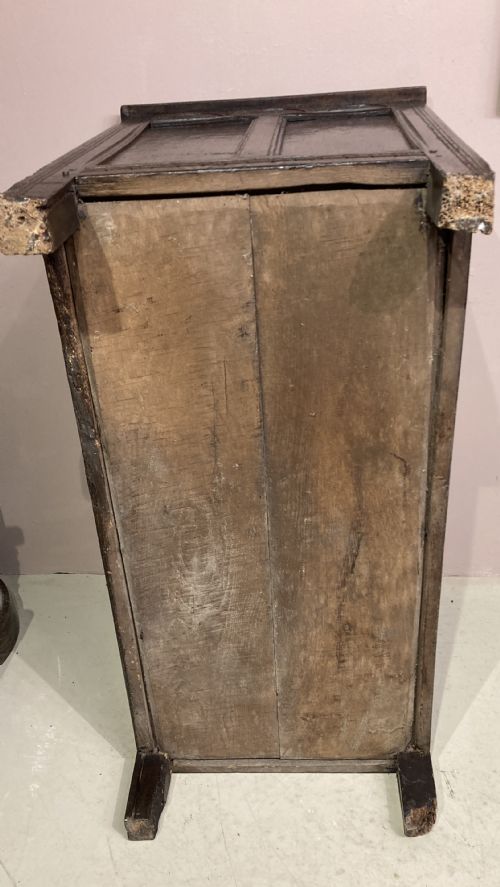 CHARLES II CARVED OAK CUPBOARD - ADDITIONAL PHOTO 4