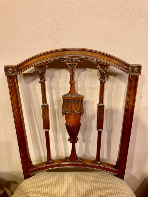 SET OF 6 CARVED HEPPLEWHITE MAHOGANY DINING CHAIRS - ADDITIONAL PHOTO 1