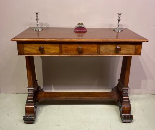 SMALL VICTORIAN MAHOGANY WRITINGSIDE TABLE - ADDITIONAL PHOTO 7