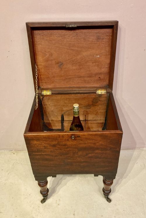 GEORGIAN MAHOGANY CELLARETTE - ADDITIONAL PHOTO 6