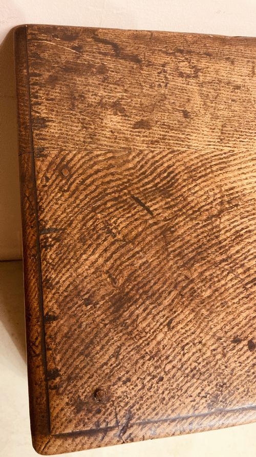 SMALL 19TH CENTURY LOW OAK CUPBOARD - ADDITIONAL PHOTO 1