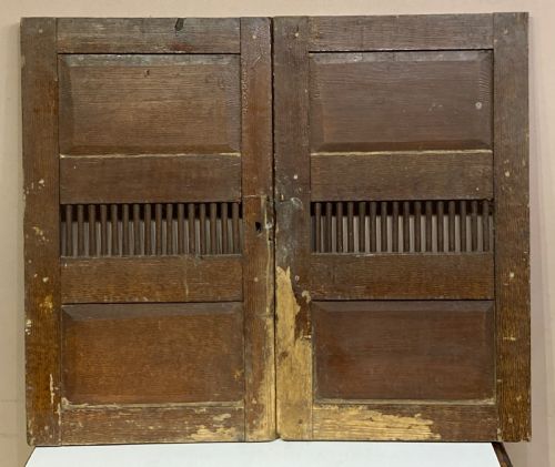PAIR OF GEORGIAN SCUMBLED PINE DOORS - ADDITIONAL PHOTO 1