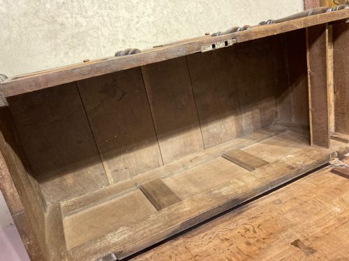 CHARLES II CARVED OAK MULE CHEST - ADDITIONAL PHOTO 2
