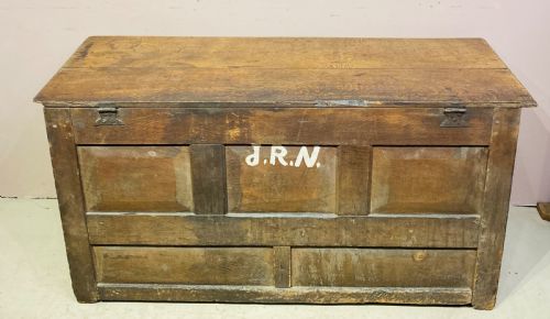 CHARLES II CARVED OAK MULE CHEST - ADDITIONAL PHOTO 3