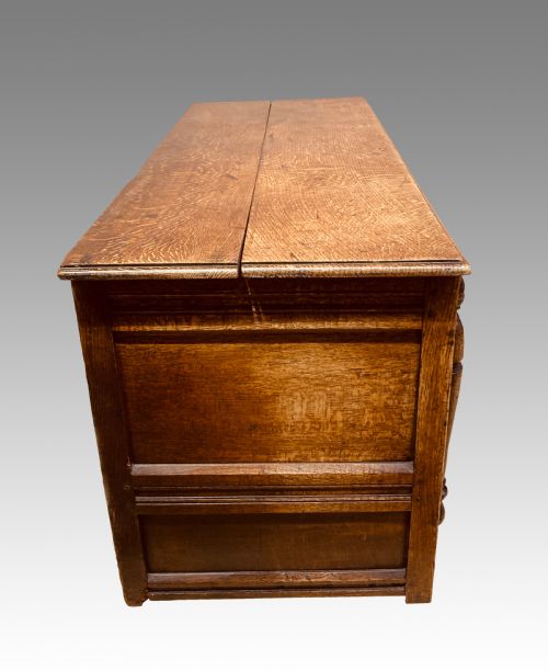 CHARLES II CARVED OAK MULE CHEST - ADDITIONAL PHOTO 4