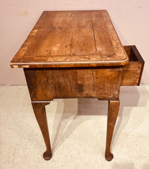 GEORGIAN WALNUT LOWBOY - ADDITIONAL PHOTO 1