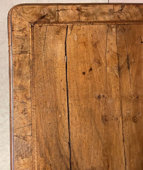 GEORGIAN WALNUT LOWBOY - ADDITIONAL PHOTO 3