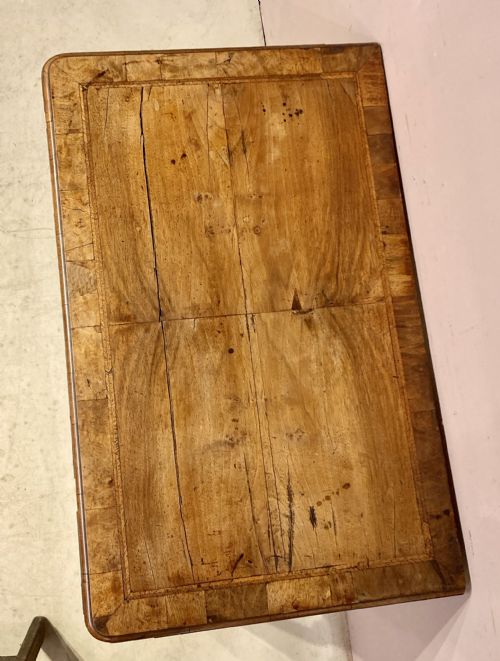 GEORGIAN WALNUT LOWBOY - ADDITIONAL PHOTO 4