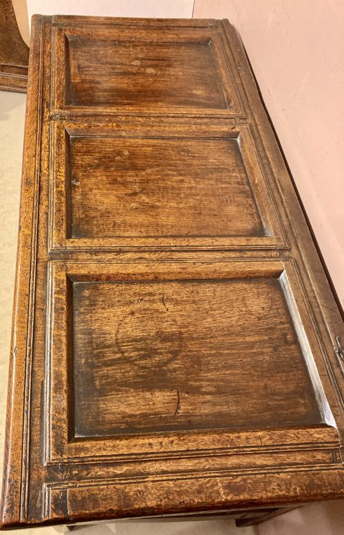 CHARLES I CARVED OAK COFFER - ADDITIONAL PHOTO 6