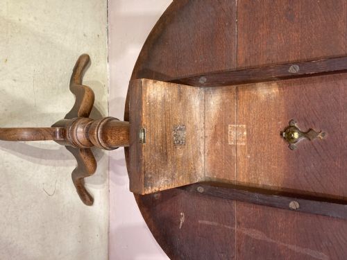 GEORGIAN OAK TILT TOP TRIPOD TABLE - ADDITIONAL PHOTO 4
