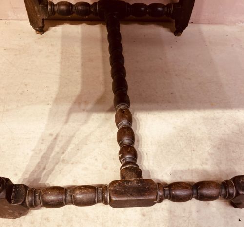 18TH CENTURY OAK AND ELM SIDE TABLE - ADDITIONAL PHOTO 5