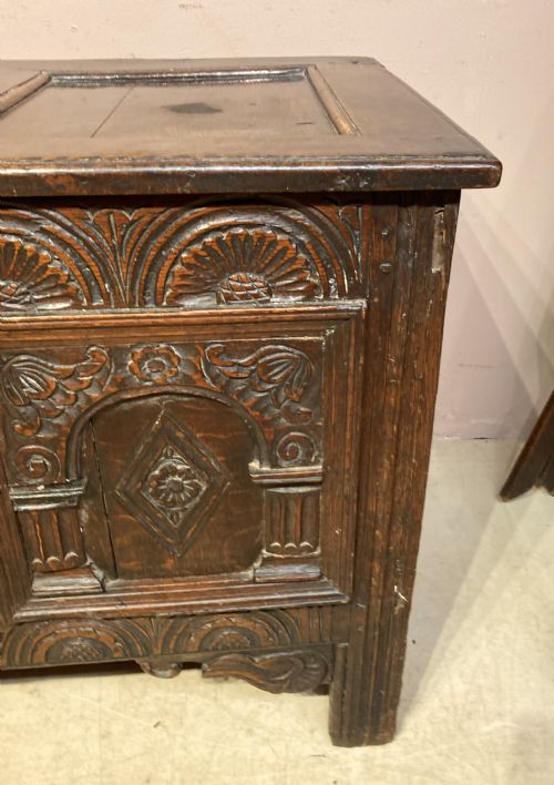 CHARLES I ARCADED FRONT COFFER - ADDITIONAL PHOTO 3