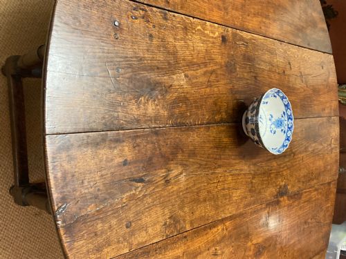 QUEEN ANNE OAK GATELEG DINING TABLE - ADDITIONAL PHOTO 2