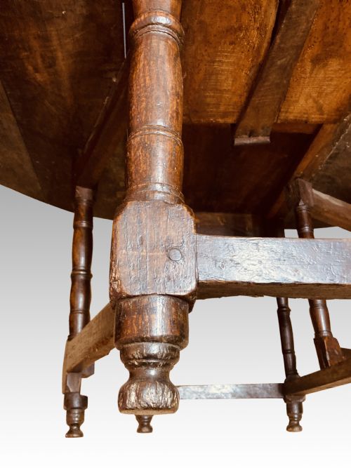 QUEEN ANNE OAK GATELEG DINING TABLE - ADDITIONAL PHOTO 6