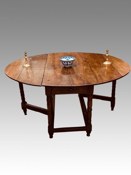 QUEEN ANNE OAK GATELEG DINING TABLE - ADDITIONAL PHOTO 9