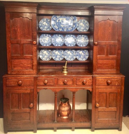 georgian welsh oak kitchen dresser - CATEGORY: ANTIQUE DRESSERS - DATED GEORGIAN