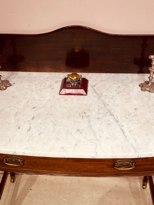 19TH CENTURY MAPLES BOW FRONTED SIDE TABLE WITH MARBLE TOP - ADDITIONAL PHOTO 2