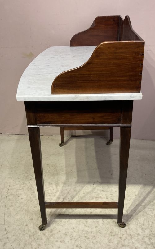 19TH CENTURY MAPLES BOW FRONTED SIDE TABLE WITH MARBLE TOP - ADDITIONAL PHOTO 5