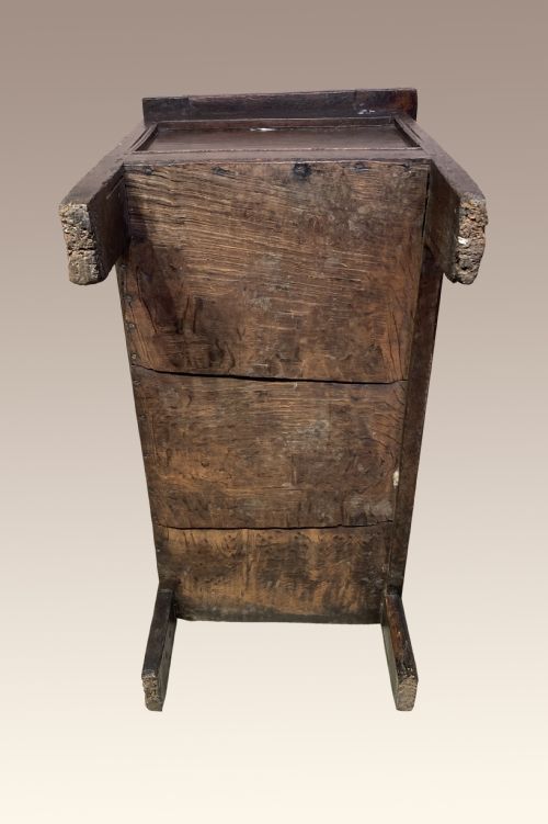 SMALL CHARLES I OAK COFFER - ADDITIONAL PHOTO 4