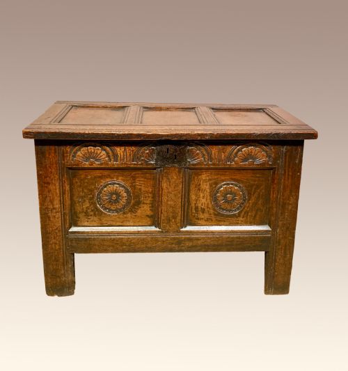SMALL CHARLES I OAK COFFER - ADDITIONAL PHOTO 9