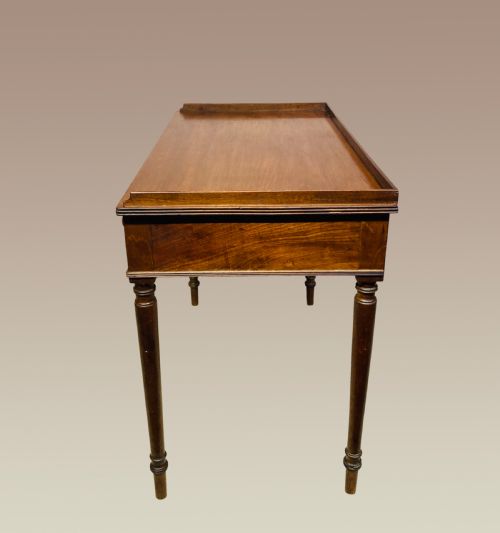 GEORGIAN MAHOGANY WRITING TABLE - ADDITIONAL PHOTO 1