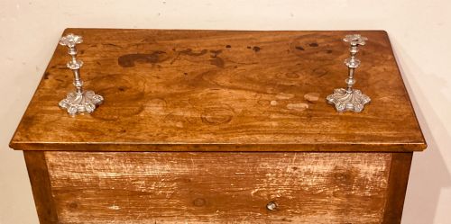 GEORGIAN MAHOGANY LOWBOY - ADDITIONAL PHOTO 4