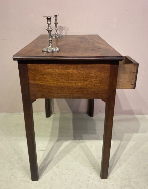 GEORGIAN MAHOGANY LOWBOY - ADDITIONAL PHOTO 5
