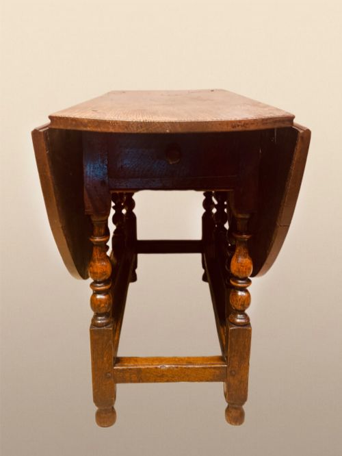 GEORGIAN OAK GATELEG TABLE - ADDITIONAL PHOTO 4