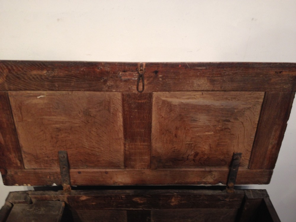 Antique Charles II oak coffer. View IV