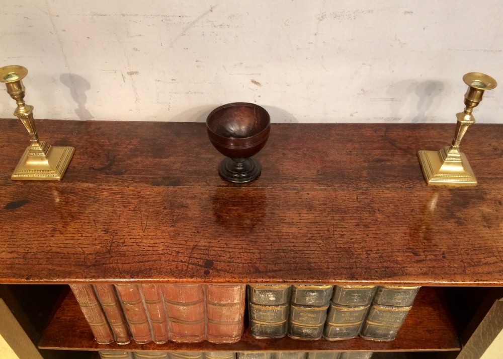 Set of 19th century oak bookshelves. View II