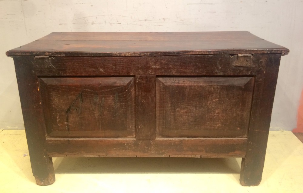 Small Queen Anne Welsh oak coffer. View VI