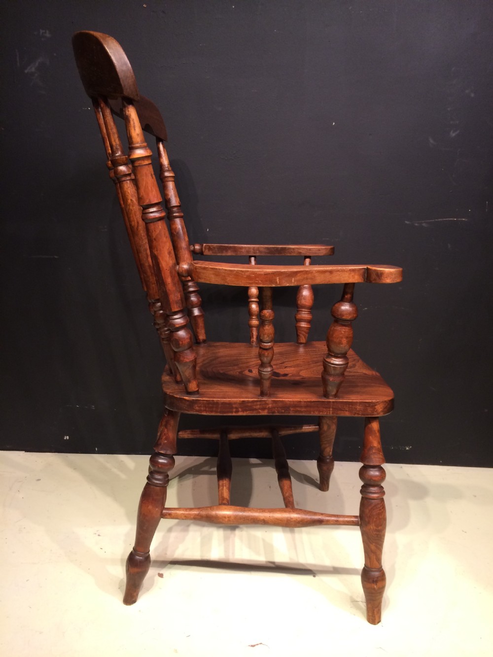 Large ash and elm country armchair. View III