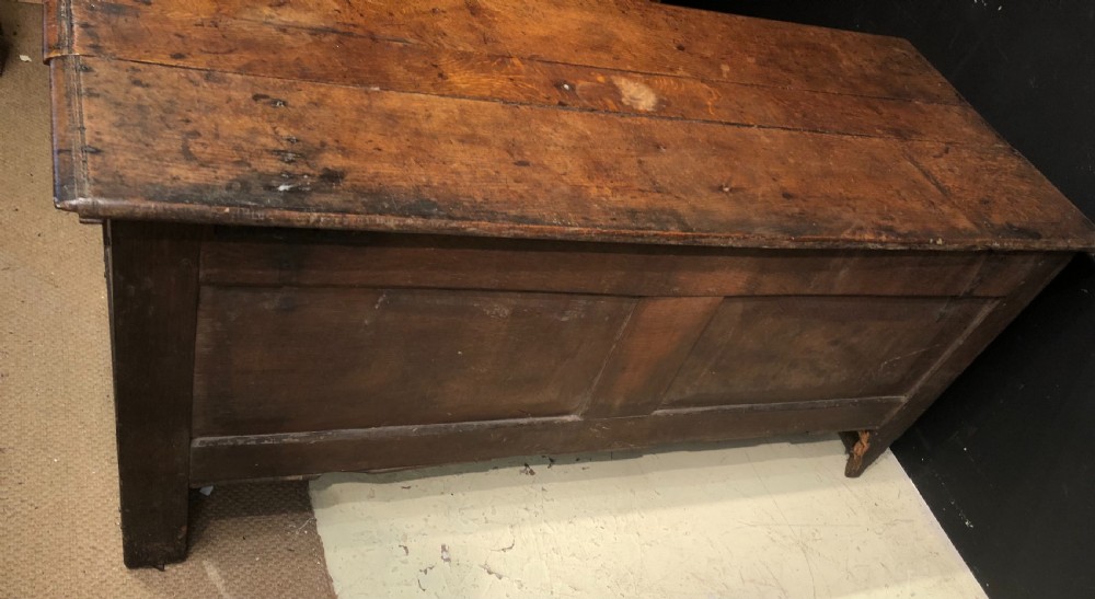 17th century carved oak coffer. View V
