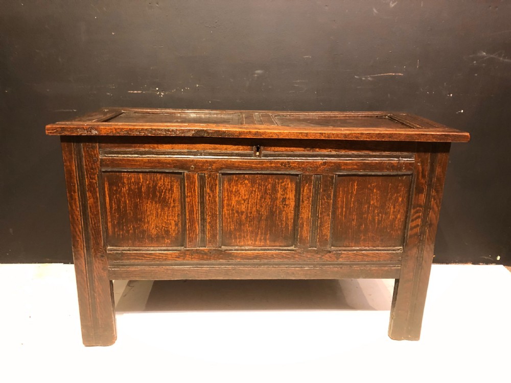 17th century Welsh oak coffer.