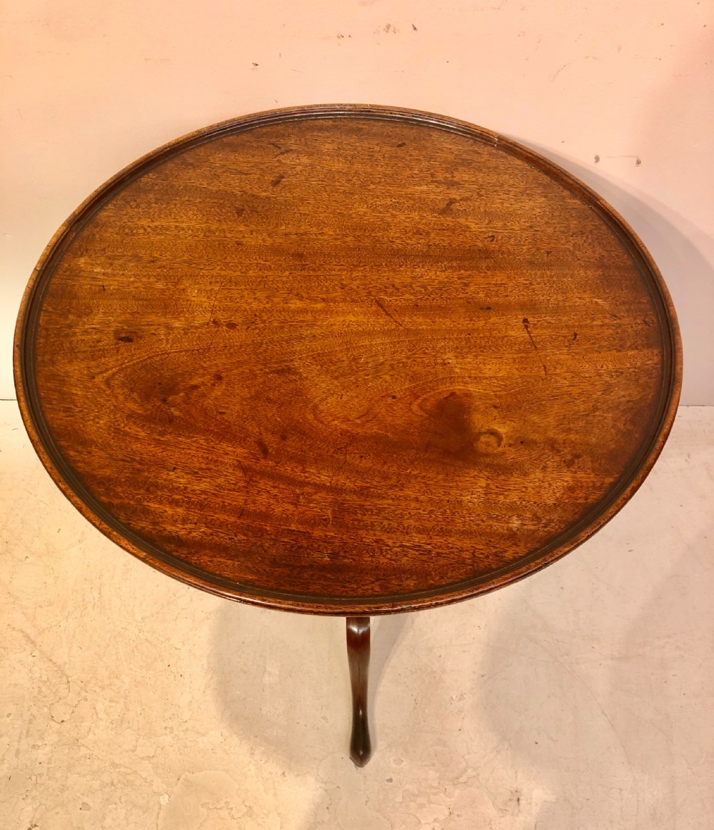 Georgian mahogany dish top tripod table. View III