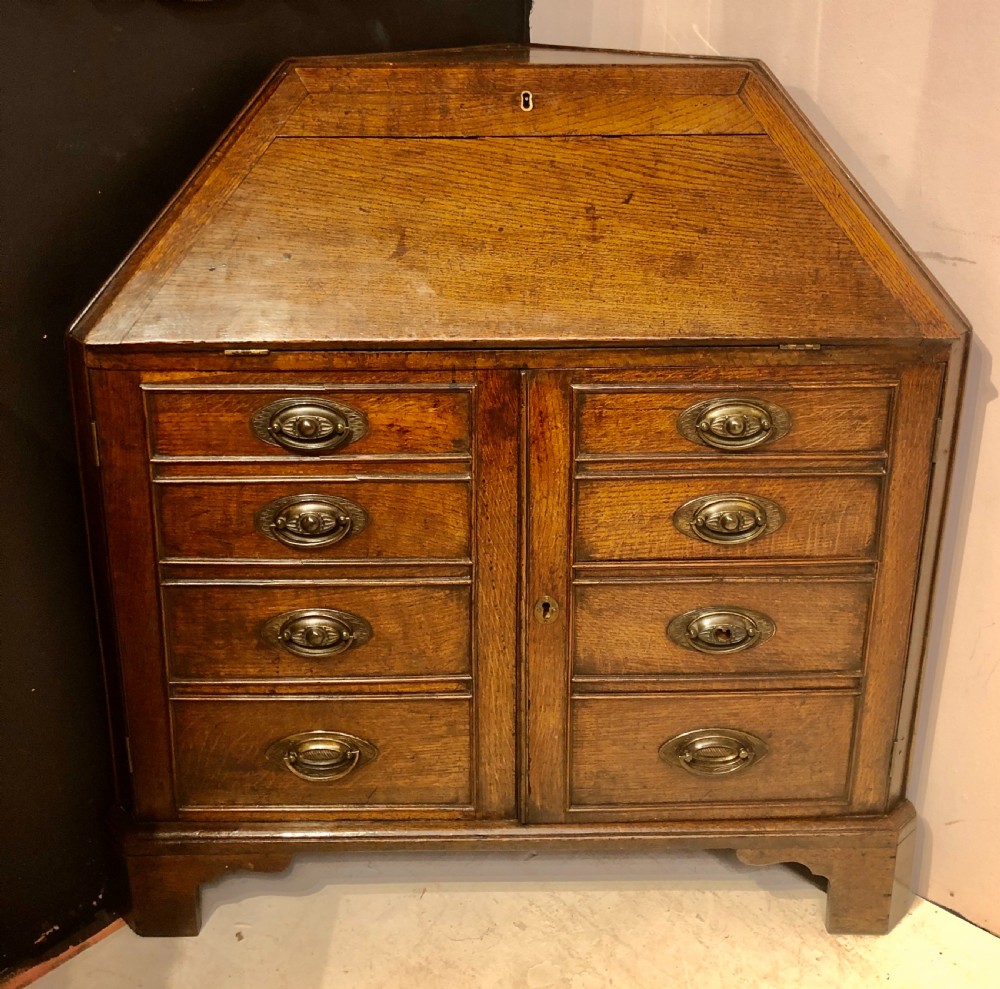 Georgian Welsh oak corner bureau. View V