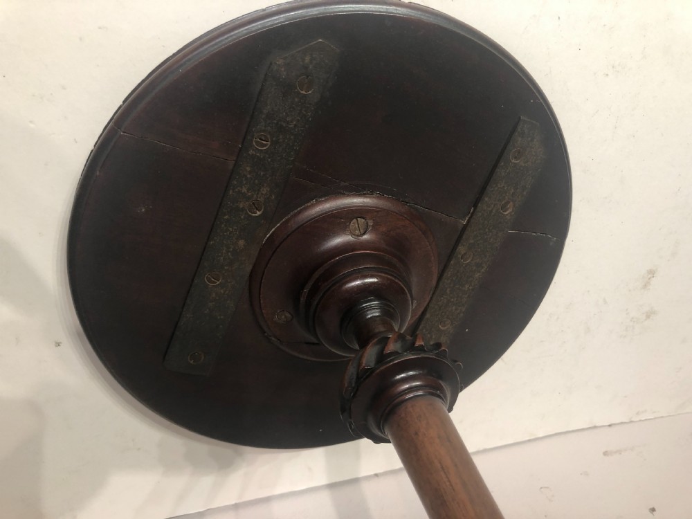 Georgian carved mahogany wine table. View III