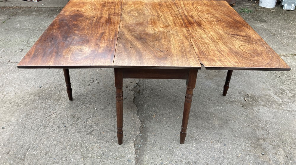Georgian mahogany dining table. View IV