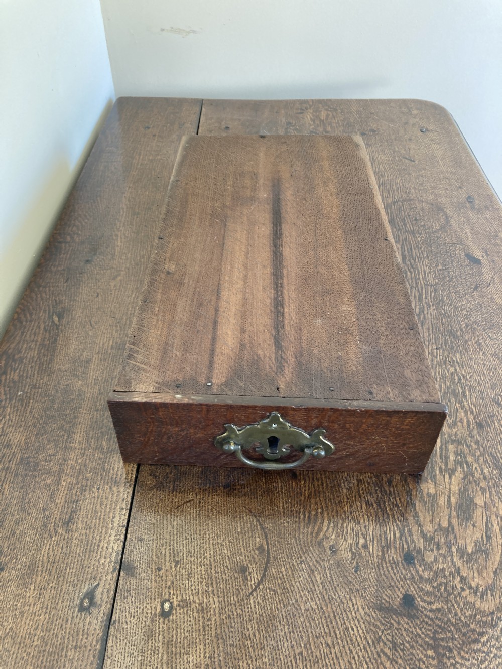 Georgian cabriole leg oak lowboy. View VI